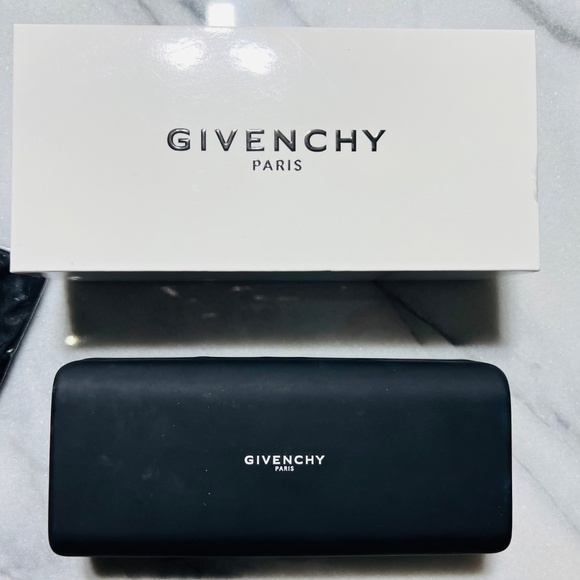 Givenchy Womens Sunglasses 44/s 65G90 (61-15-140) - Picture 4 of 9